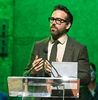 Dacă ar fi să aleg eu, Omul Anului ar fi @Silviu Faiăr. A realizat multe anul ăsta, a devenit