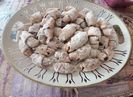 Cornulete fragede cu untura si dulceata de gutui