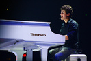 World-Tour-2009-nick-jonas-8017054-500-333