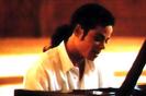 rtert-michael-jackson-7636581-500-331