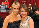 miley-cyrus-oscar-2009