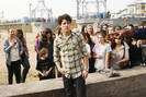 Nick+Jonas+put+impromptu+acoustic+session+hI5TaC4nRL1l