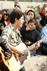 Nick+Jonas+put+impromptu+acoustic+session+Kcpwr4CFpV-l