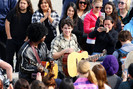 Nick+Jonas+put+impromptu+acoustic+session+odwoN99M7xAl