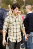 Nick+Jonas+put+impromptu+acoustic+session+pokI30o2VXrl