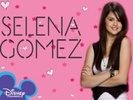 Sunt selena si ma bucur ca iti place disney channel!