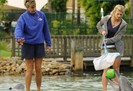 rikki-behind-the-scenes-h2o-just-add-water-10442345-391-266
