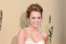 Miley+Cyrus+Loose+Bun+YViF_kXxTIns