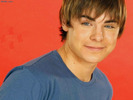 138566-Zac-Efron-Screen-Saver