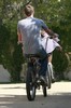 Miley+Cyrus+Liam+Hemsworth+Out+Bike+Ride+HeBnil6dvKYl