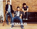 -JonasBrothers-the-jonas-brothers-6461104-1280-1024