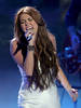 Miley-Cyrus_COM_AmericanIdol_WhenILookAtYouPerformance_24March2010_04