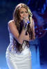 Miley-Cyrus_COM_AmericanIdol_WhenILookAtYouPerformance_24March2010_05