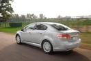 toyota-avensis-lateral