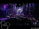 miley-cyrus_com_rockstar-bestofbothworldsconcert_0391
