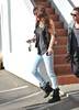 miley-cyrus_COM_BookSoupWestHollywood_8Jan2010_10