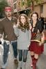 miley-cyrus_dot_com-leavingregisandkelly-nyc2006oct24-008