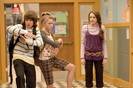 miley-cyrus_dot_com_hannahmontana-stills-season2-149