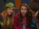 normal_mileycyrussource_031