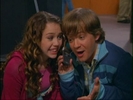 normal_mileycyrussource_036