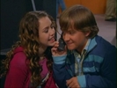 normal_mileycyrussource_037