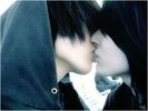 emo-kids-cry-when-they-kiss