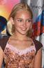 annasophiarobbfan_com-bubblegumblowingcontest-2005jul12-a003