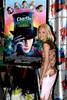 annasophiarobbfan_com-bubblegumblowingcontest-2005jul12-b002