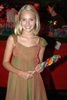 annasophiarobbfan_com-charlieandthechocolate-londonpremiere2006jul17-c002