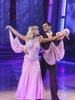 116254_kate-gosselin-and-partner-tony-dovolani-feel-the-romance-during-their-viennese-waltz-routine-