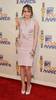 miley-cyrus_COM-mtvmovieawards-2009may31-0163[1]