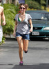 miley-cyrus_COM-tolucalake2009feb29-justingaston-038