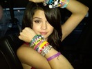 bracelets - Poze rare si personale Selena Gomez 1