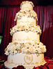 avril-lavigne-and-deryck-whibley-wedding-cake