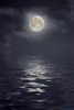 luna-scufundata-in-ocean