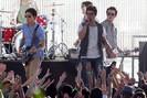 Nick+Joe+Kevin+Jonas+film+concert+Los+Angeles+WQ5jvH7Pm_-l