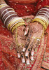 henna-mendhi-brides-hands