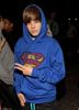 Candids-2010-May-8th-Six-Flags-Magic-Mountain-Credit-Justin-B-Org-justin-bieber-12091013-287-400