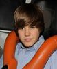 Candids-2010-May-8th-Six-Flags-Magic-Mountain-Credit-Justin-B-Org-justin-bieber-12091030-331-399