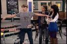 Magicienii din waverly place (69)