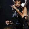 Rihanna_1231372704_0