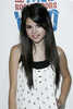 selena-gomez-long-brunette-layered-hairstyle-july-08