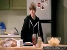 Justin-Bieber-Brand-New-Promo-Funny-MTV-Promo-From-MTV-Movie-Awards-%28HQ%29%5Bwww_savevid_com%5D_mp