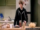 Justin-Bieber-Brand-New-Promo-Funny-MTV-Promo-From-MTV-Movie-Awards-%28HQ%29%5Bwww_savevid_com%5D_mp