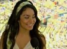vanessaannehudgens-dot-net_disney_365_dogers_statium-0301