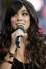 vanessaannehudgens-dot-net_mtvtrl2006nov6-hosting-j006