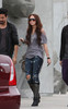 cyrus miley 2010 jan jeans3