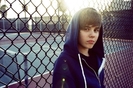 Justin-justin-bieber-8072984-500-331[1]