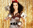 katy-perry-probeaza-tinute-pentru-2009-mtv-europe-music-awards