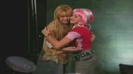 Hannah-Montana-Intro-Season-2-[www_savevid_com]_flv_000040646